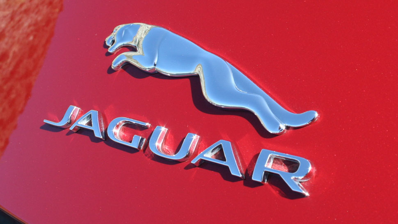 Illustration for article titled Why The Jaguar F-Type Coupe Is An Even Better Drive Than The 'Vert